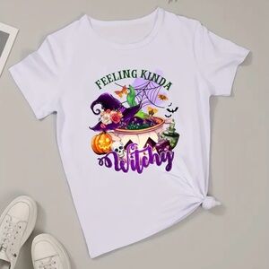 1019. 🎉🎃 Women’s Casual Short Sleeve Halloween Shirt